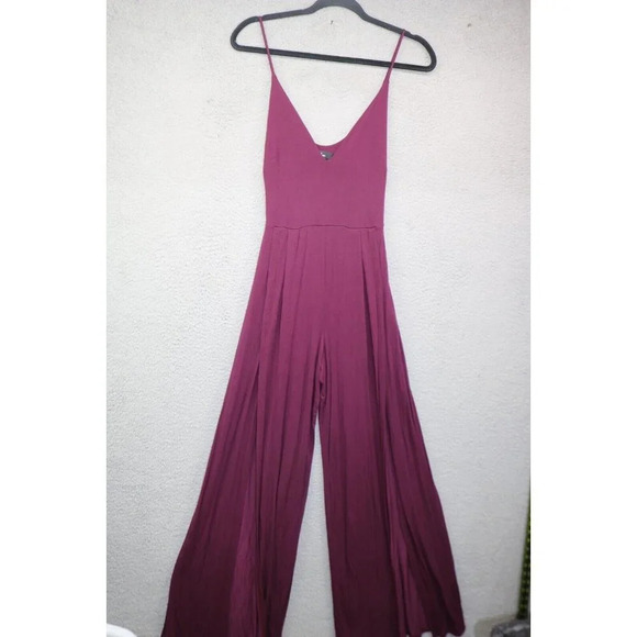 LuLus Purple Jumpsuit-High Slit Both Legs-Belted-Size Medium - Picture 1 of 8